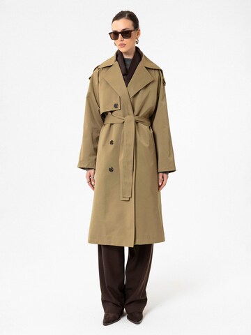 Antioch Between-seasons coat 'Andra' in Green