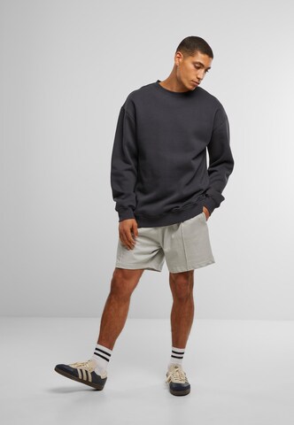 Urban Classics Loosefit Hose in Grau