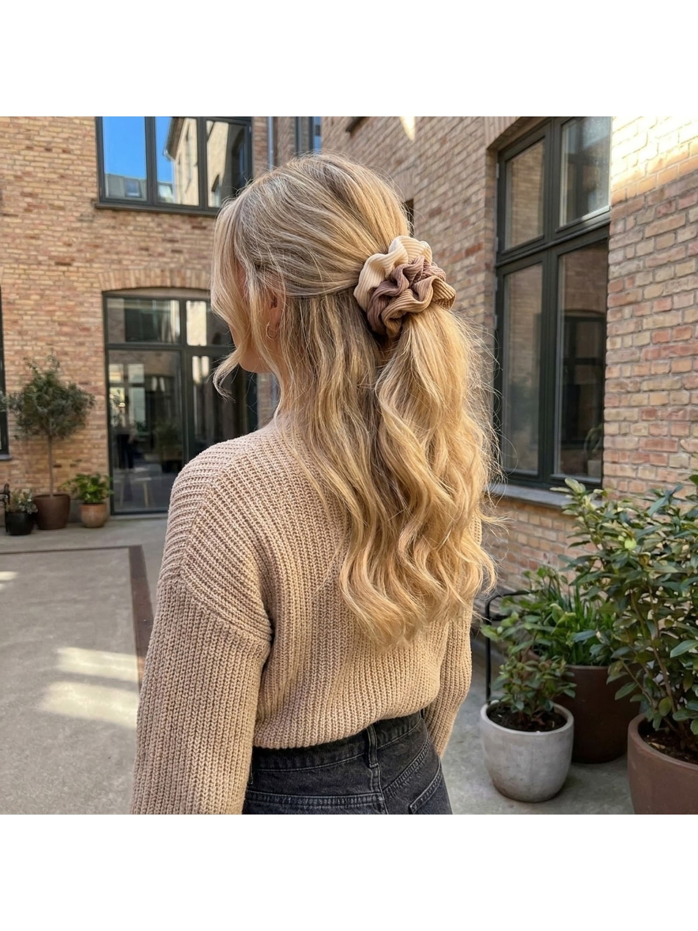 soho Hair accesoires Κοσμήματα για τα μαλλιά 'SOHO Ivory Scrunchies - set of 4' σε μπεζ