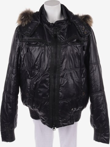 Yves Salomon Jacket & Coat in 5XL in Black: front
