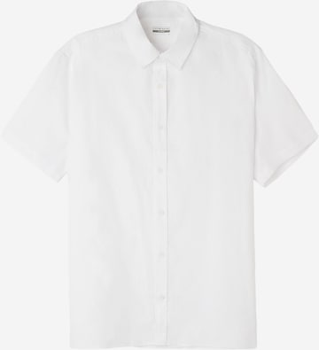 IUMAN Intimissimi Button Up Shirt in White: front