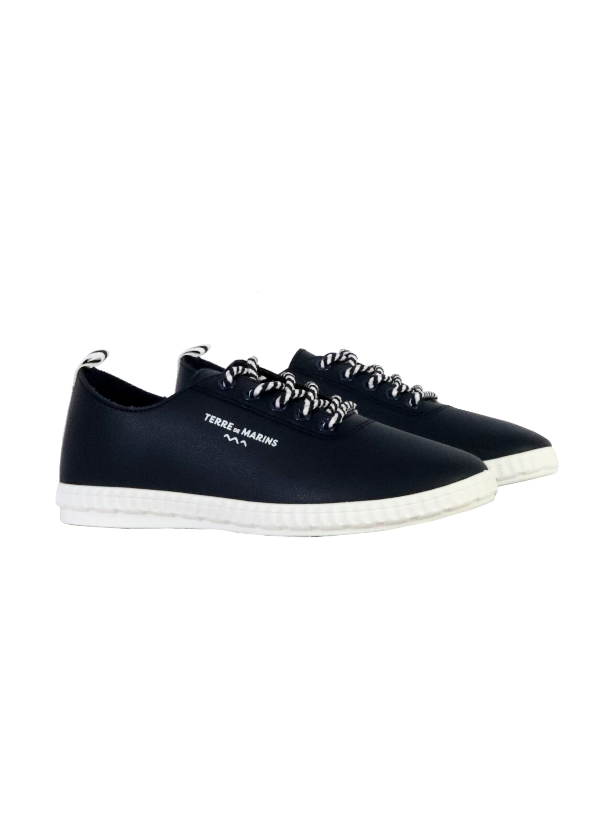 Chaussure de sport à lacets terre de marins en bleu