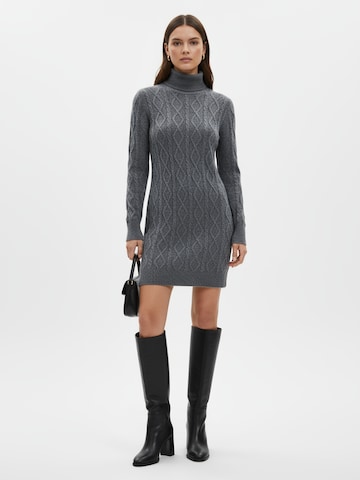 studioselect Strikkjole 'Pina' i grå: forside