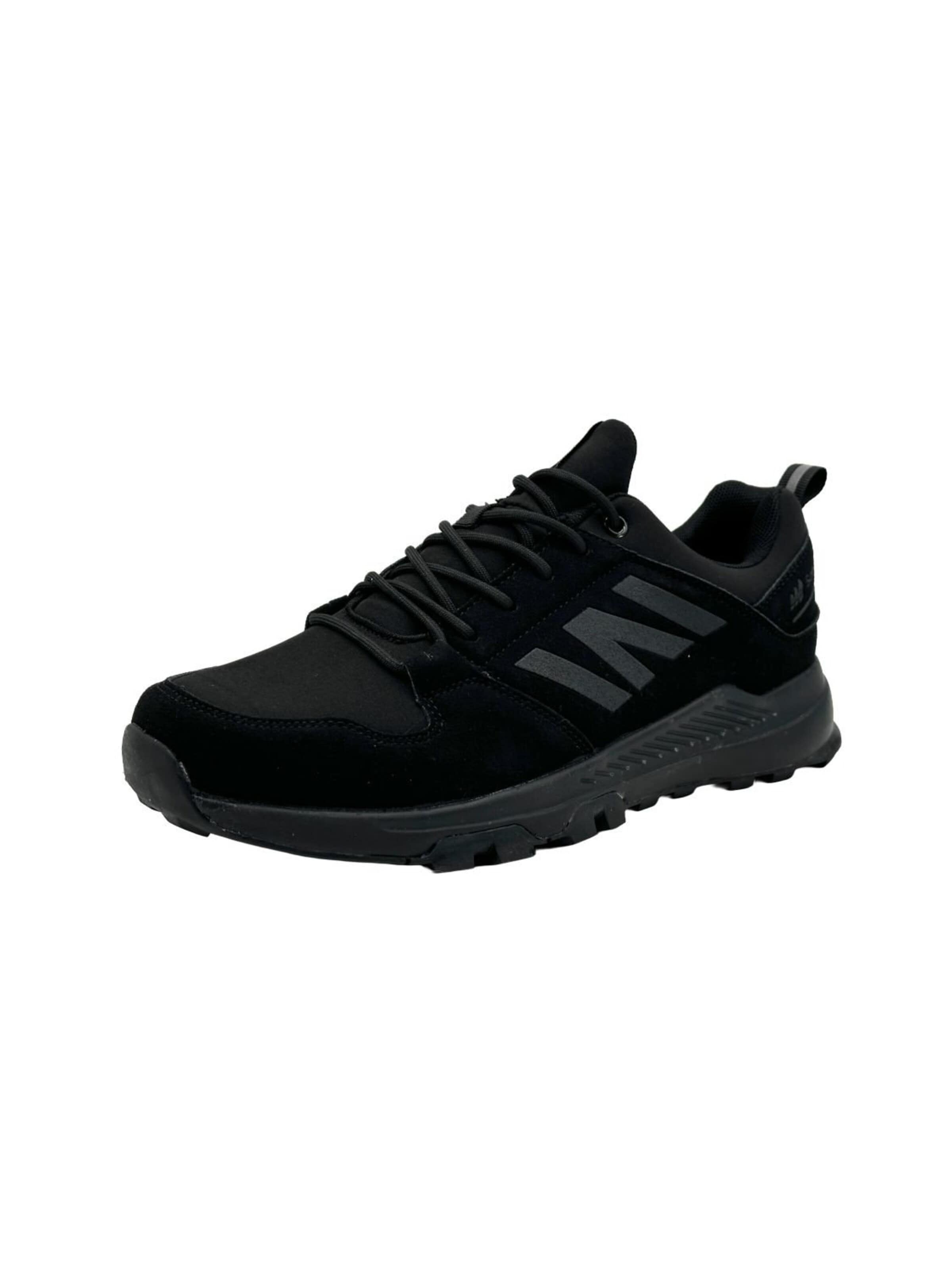 Nowaland Sneakers in Black