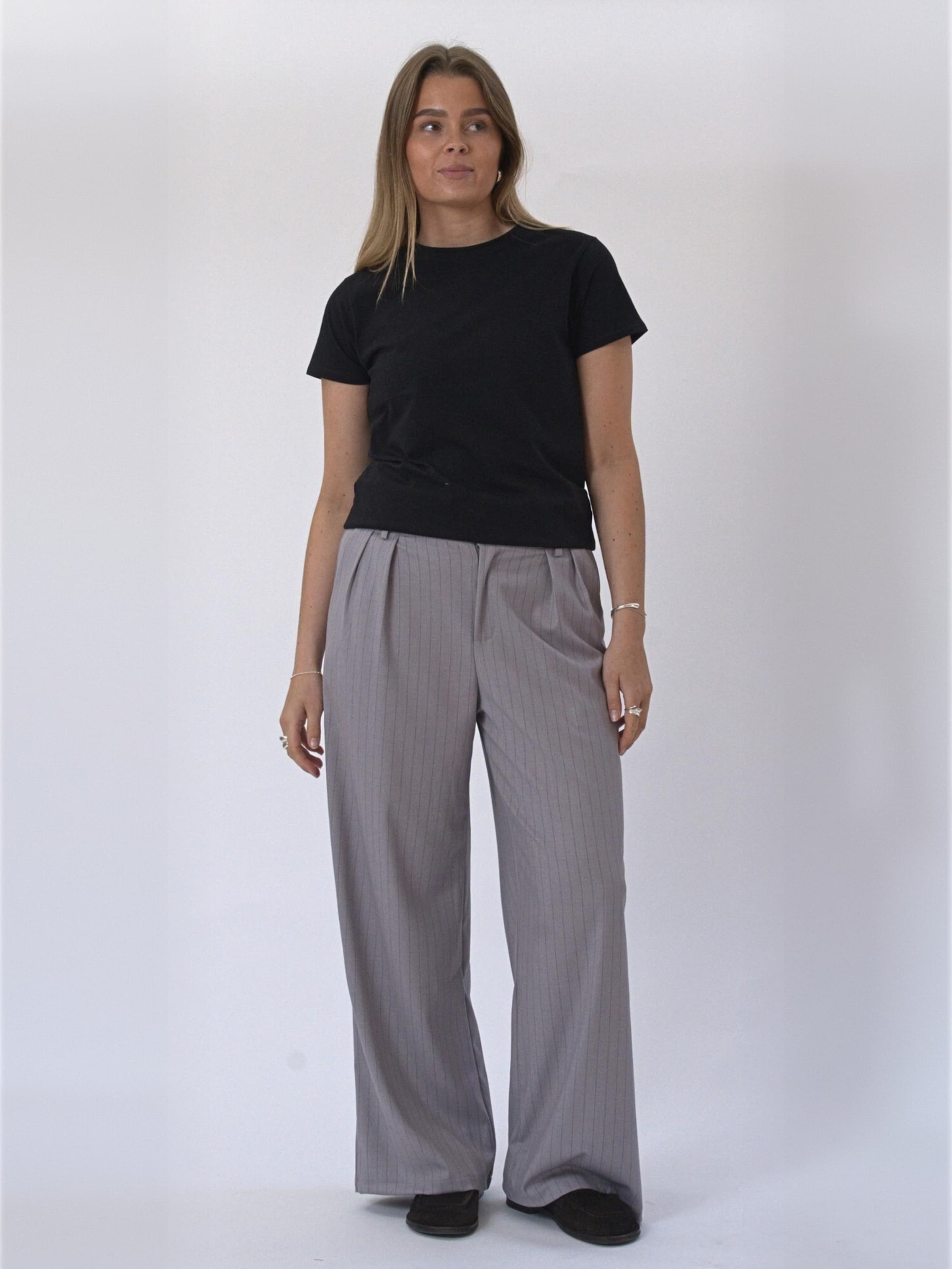 Regular Pantaloni ' Paloma ' de la TEESHOPPEN pe gri