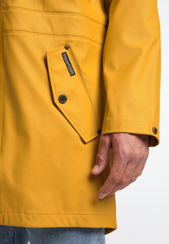 Schmuddelwedda Weatherproof jacket in Yellow