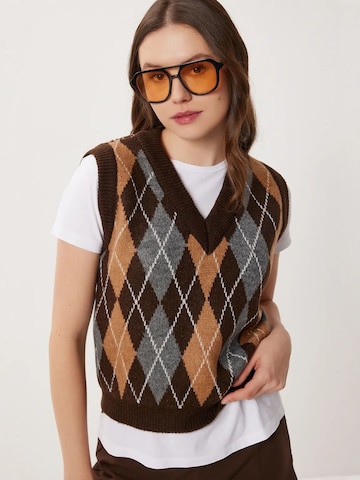 Happiness İstanbul Sweater in Brown