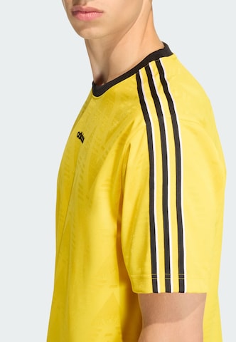 ADIDAS ORIGINALS Shirt 'Bruised Banana' in Geel