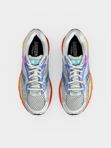 balts saucony Skriešanas apavi 'PROGRID OMNI 9'