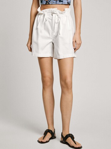 Pepe Jeans Loosefit Broek in Wit: voorkant