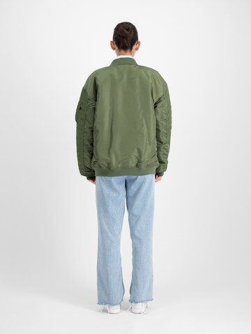 Giacca di mezza stagione di ALPHA INDUSTRIES in verde