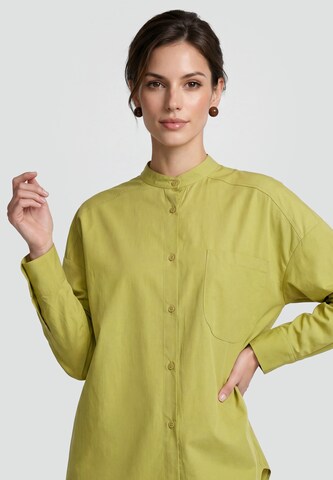 Usha - Blusa em verde