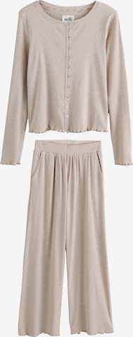 self. Pyjama in Beige: voorkant