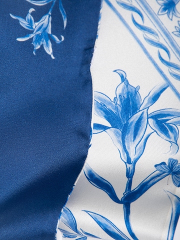 Sciarpa 'Seidenbandeau Twillseide beidseitig, Taglilie 7 x 116 cm' di MayTree in blu