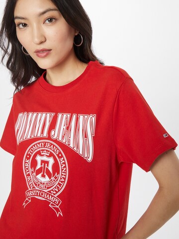 T-shirt Tommy Jeans en rouge