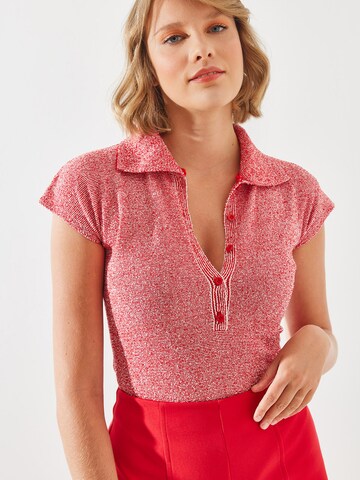 Bianco Lucci Shirt body in Rood: voorkant