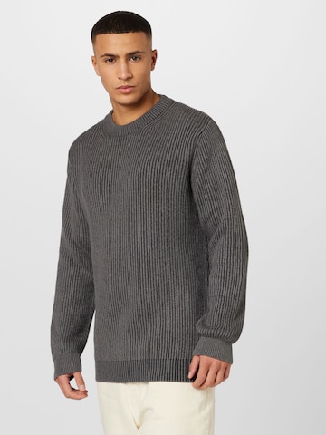 River Island Sweater in Grey: front