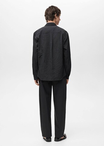 MANGO MAN Regular fit Button Up Shirt 'Acrux' in Black