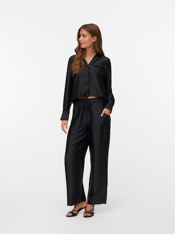 VERO MODA Wide leg Trousers 'VMTOMA' in Black