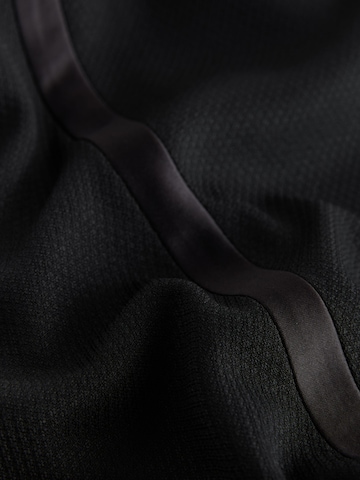 Next - regular Pantalón en negro