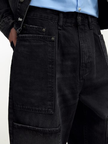 Wide leg Pantaloni eleganți de la Pull&Bear pe negru