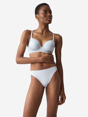 TRIUMPH String ' Red Label Smart Invisible ' in Grau: Vorderseite