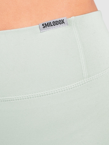 Smilodox Skinny Sporthose 'Advance Pro' in Grün