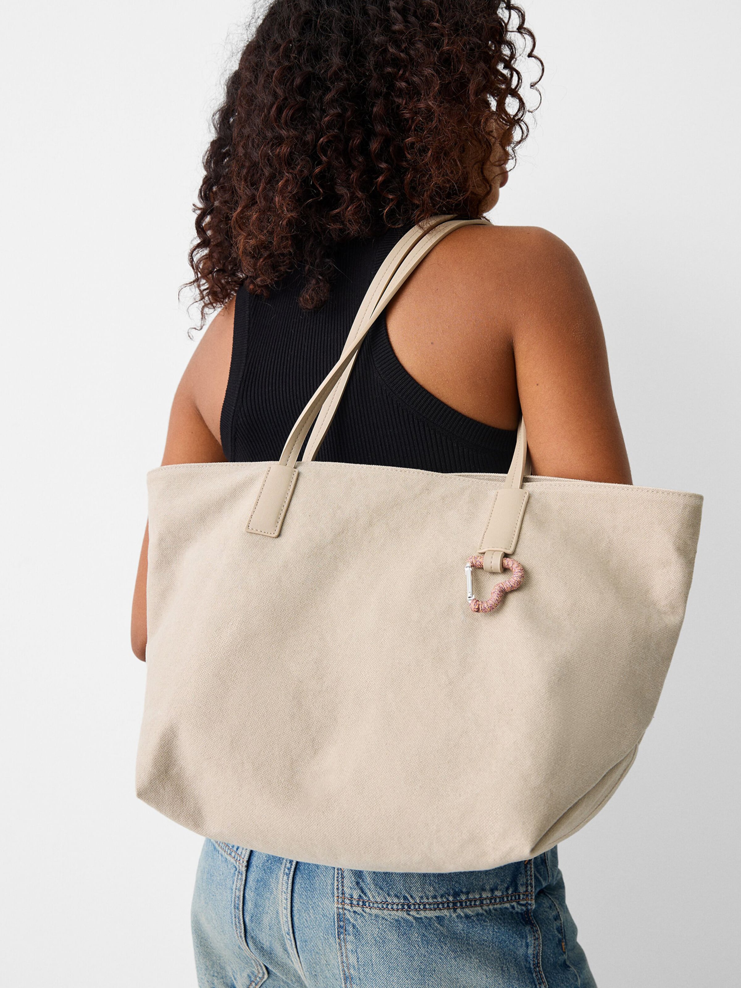 Bershka Shopper in Beige ABOUT YOU