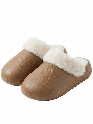BONVERANO Slippers 'Wasserfeste Damen-Hausschuhe mit herausnehmbarem Kunstfellfutter' in Green: front