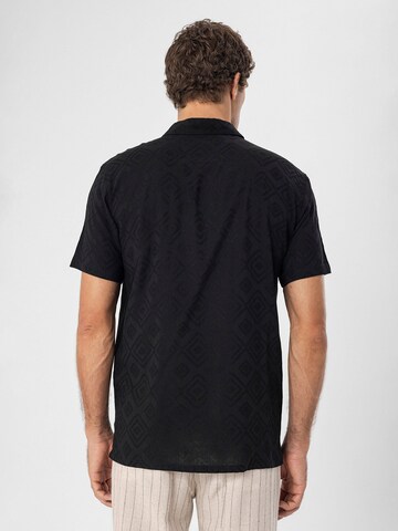 Regular fit Camicia di Antioch in nero