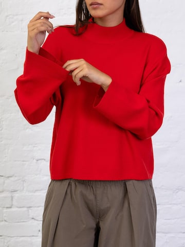 BROKE + SCHÖN Sweater in Red