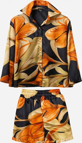 Elena Athanasiadou Housupuku 'Luxury Satin Summer Set' värissä oranssi: etupuoli