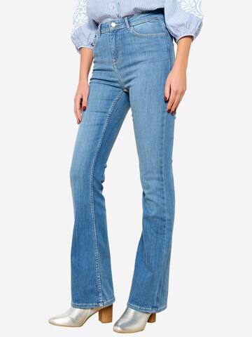 LolaLiza Bootcut Jeans in Blau