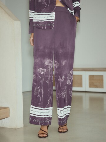 Next Bő szár Nadrág - lila: elől