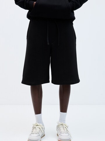Wide leg Pantaloni di Pull&Bear in nero: frontale