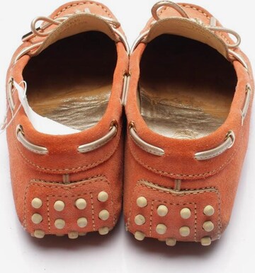 Tod's Flats & Loafers in 36,5 in Orange