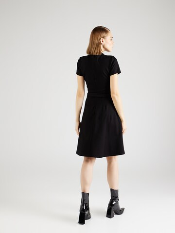 Rochie 'Nerion' de la HUGO pe negru