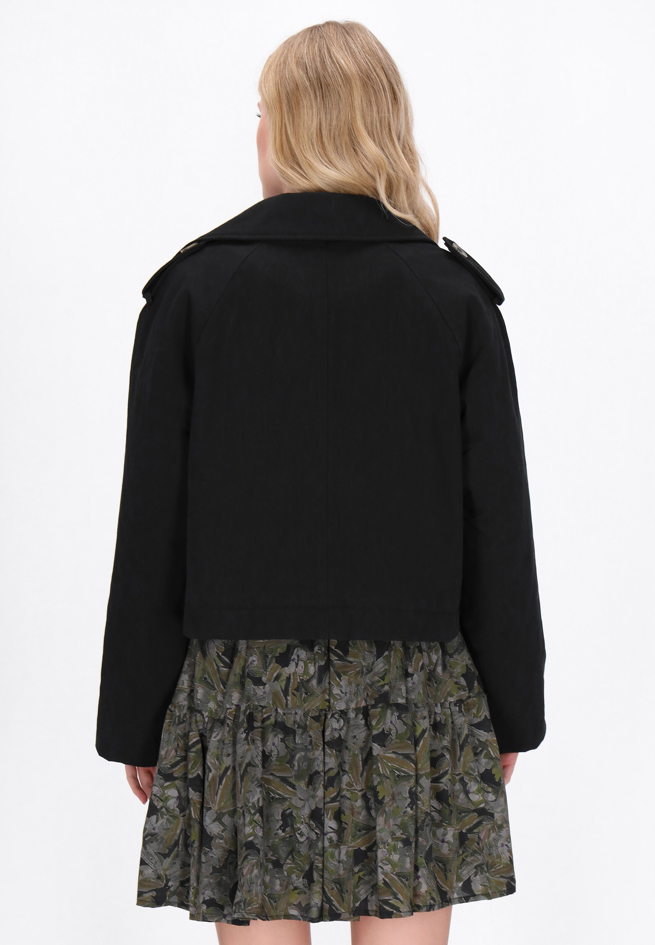 DreiMaster Vintage Преходно яке в черно