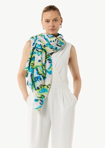 COMMA Shawl in Blue: front