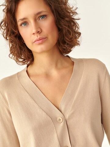 Cardigan 'MAGDO' TATUUM en beige