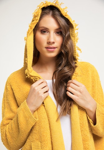 IZIA Knit Cardigan in Yellow