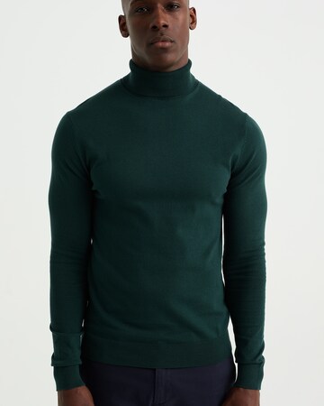 WE Fashion Sweater in Green