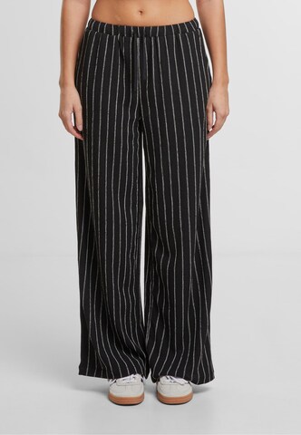 Urban Classics Loosefit Hose in Schwarz: Vorderseite