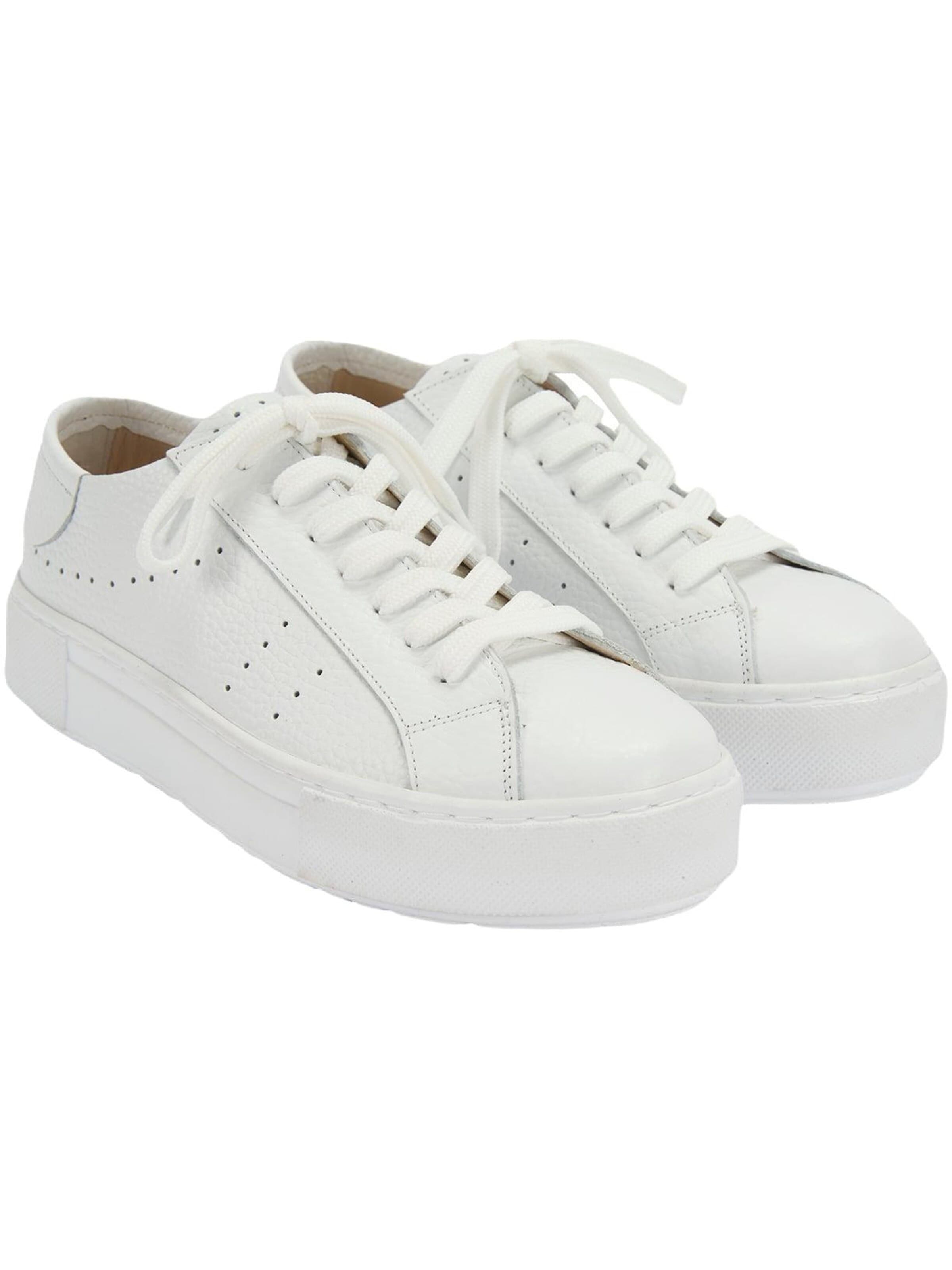 Desa Classic Flats 'Trainer' in White: front