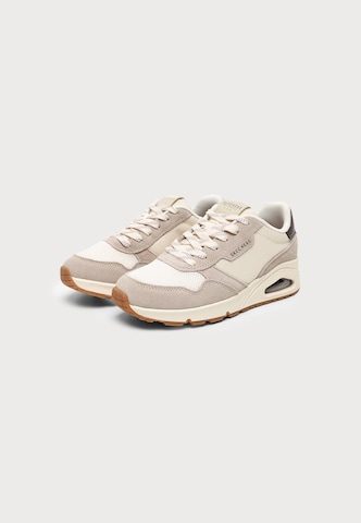 SKECHERS Låg sneaker 'UNO' i vit