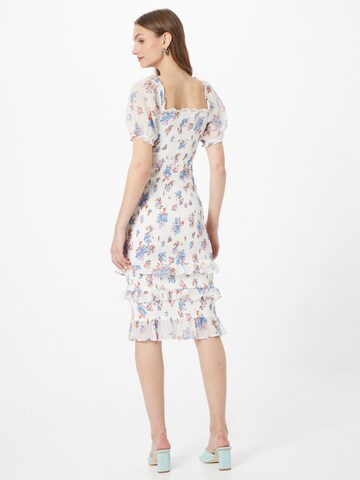 Rochie de la Abercrombie & Fitch pe alb