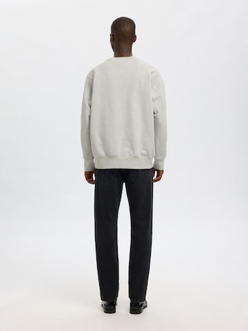 Felpa di SELECTED in grigio