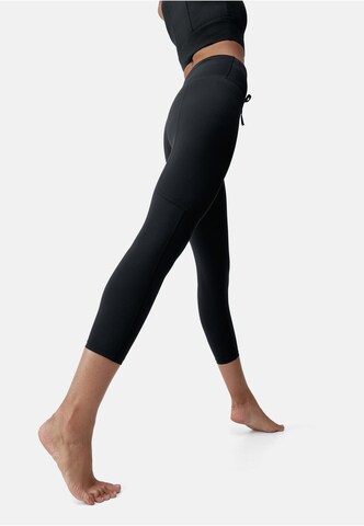 Coupe slim Leggings 'Esme' Born en noir