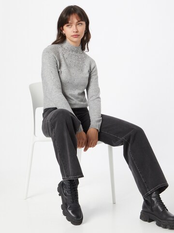 Pull-over Dorothy Perkins en gris