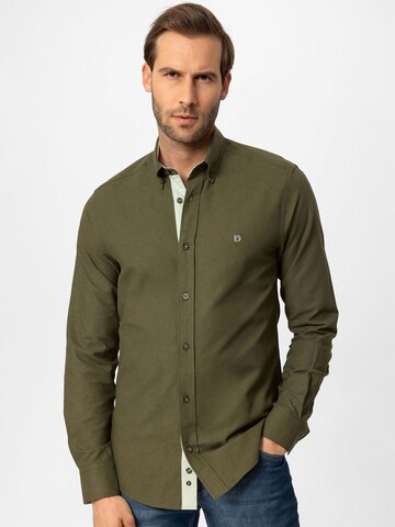 Coupe regular Chemise Dandalo en bleu : devant